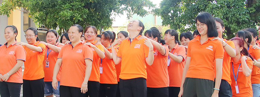 早會(huì)3.jpg 早會(huì)3.jpg